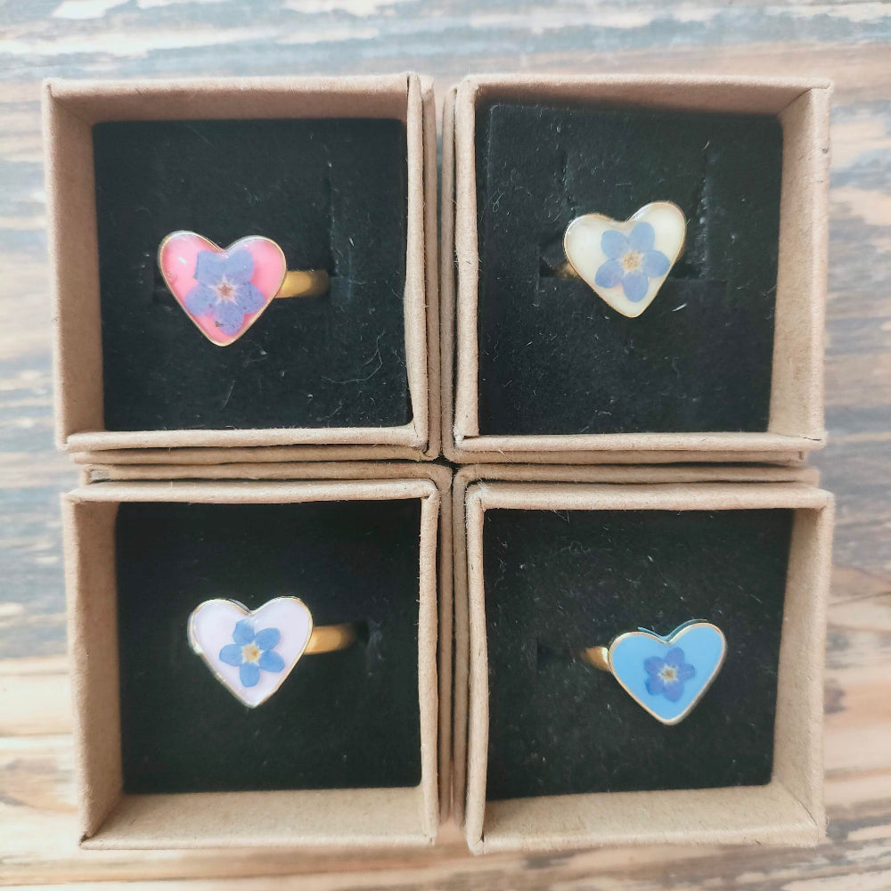 Forget-Me-Not Heart Resin Ring