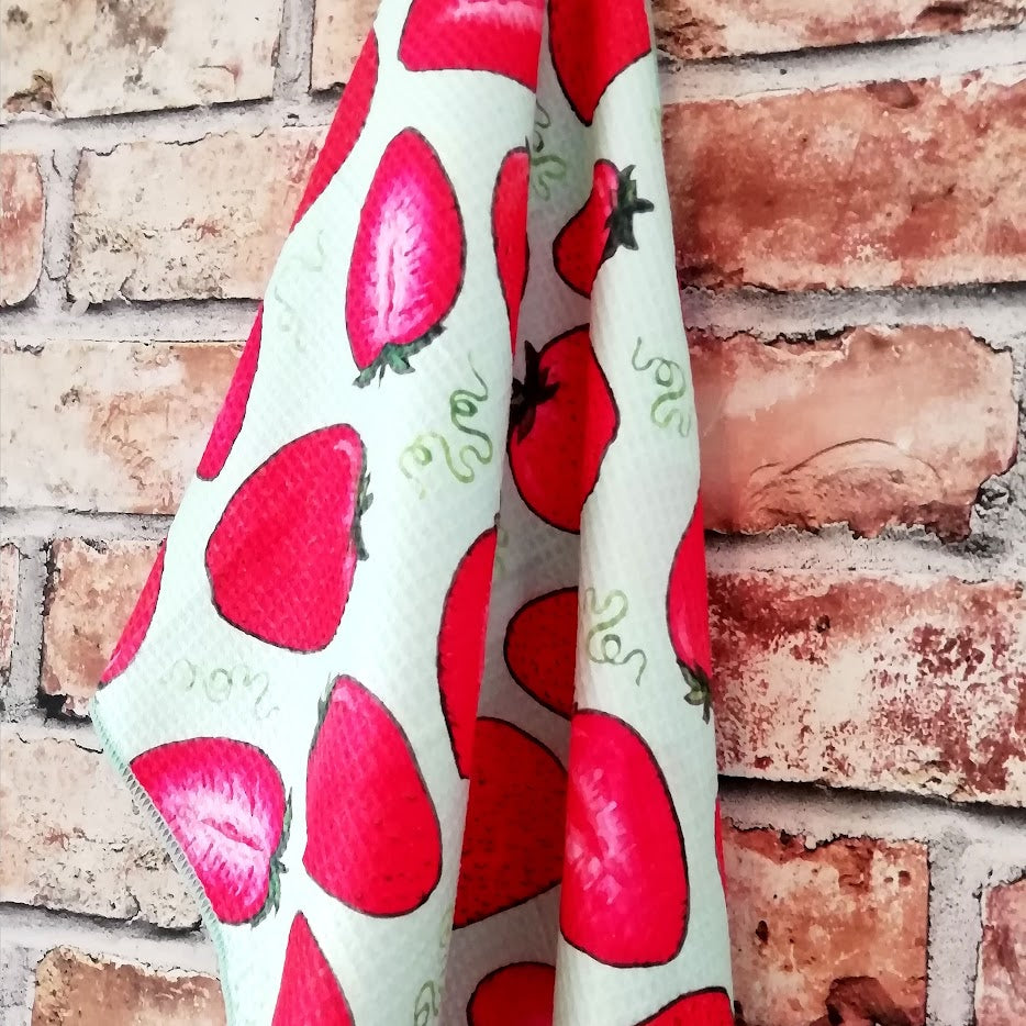 Strawberries Microfibre Tea Towel